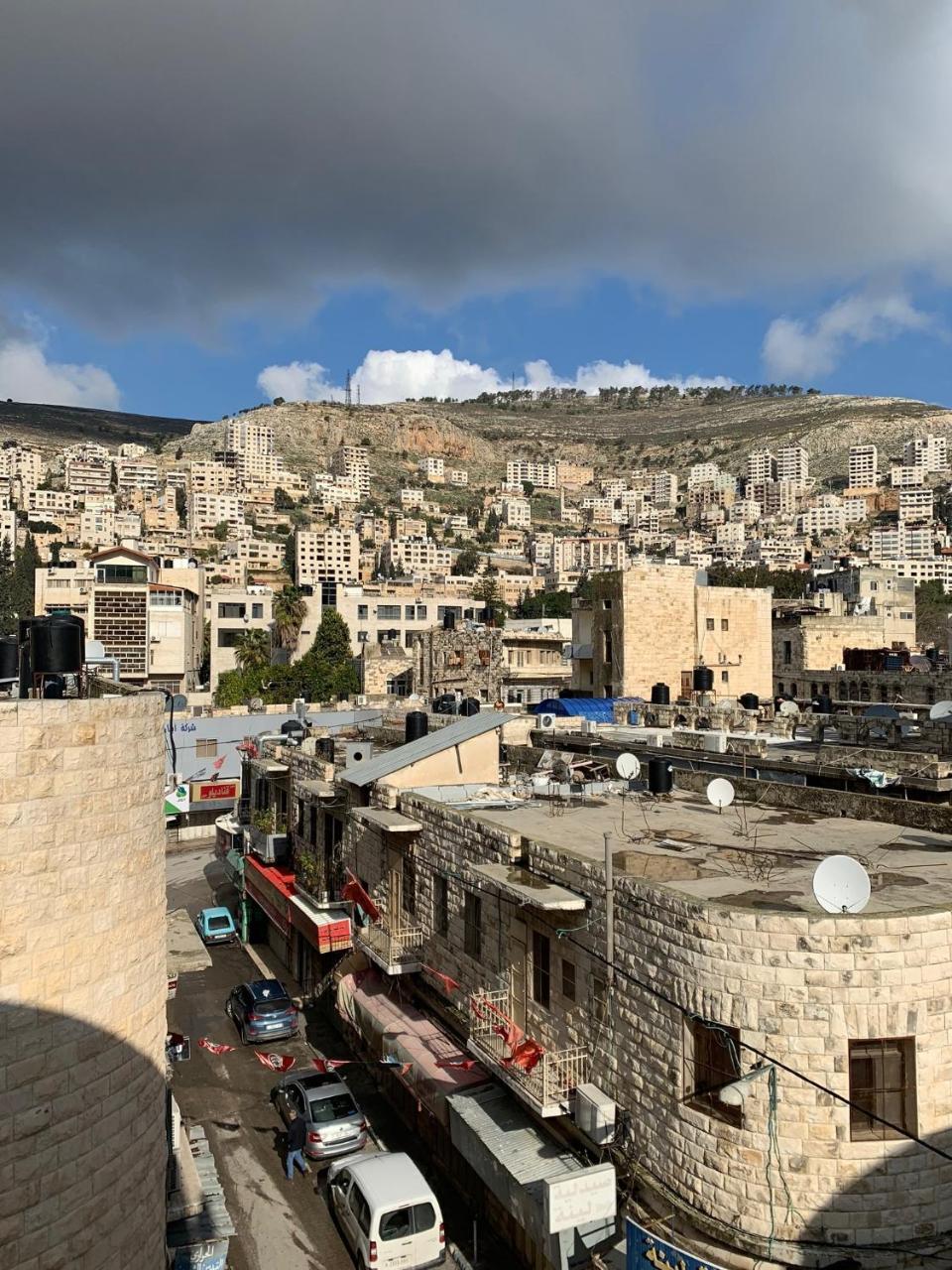 Orient Hotel Nablus Exteriör bild